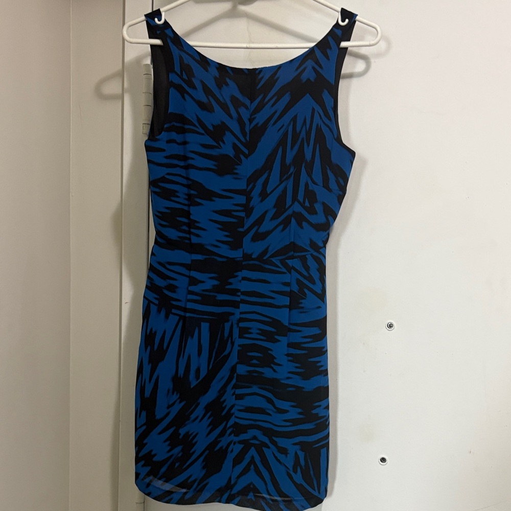 BB Dakota Blue and Black Abstract Sheath Dress